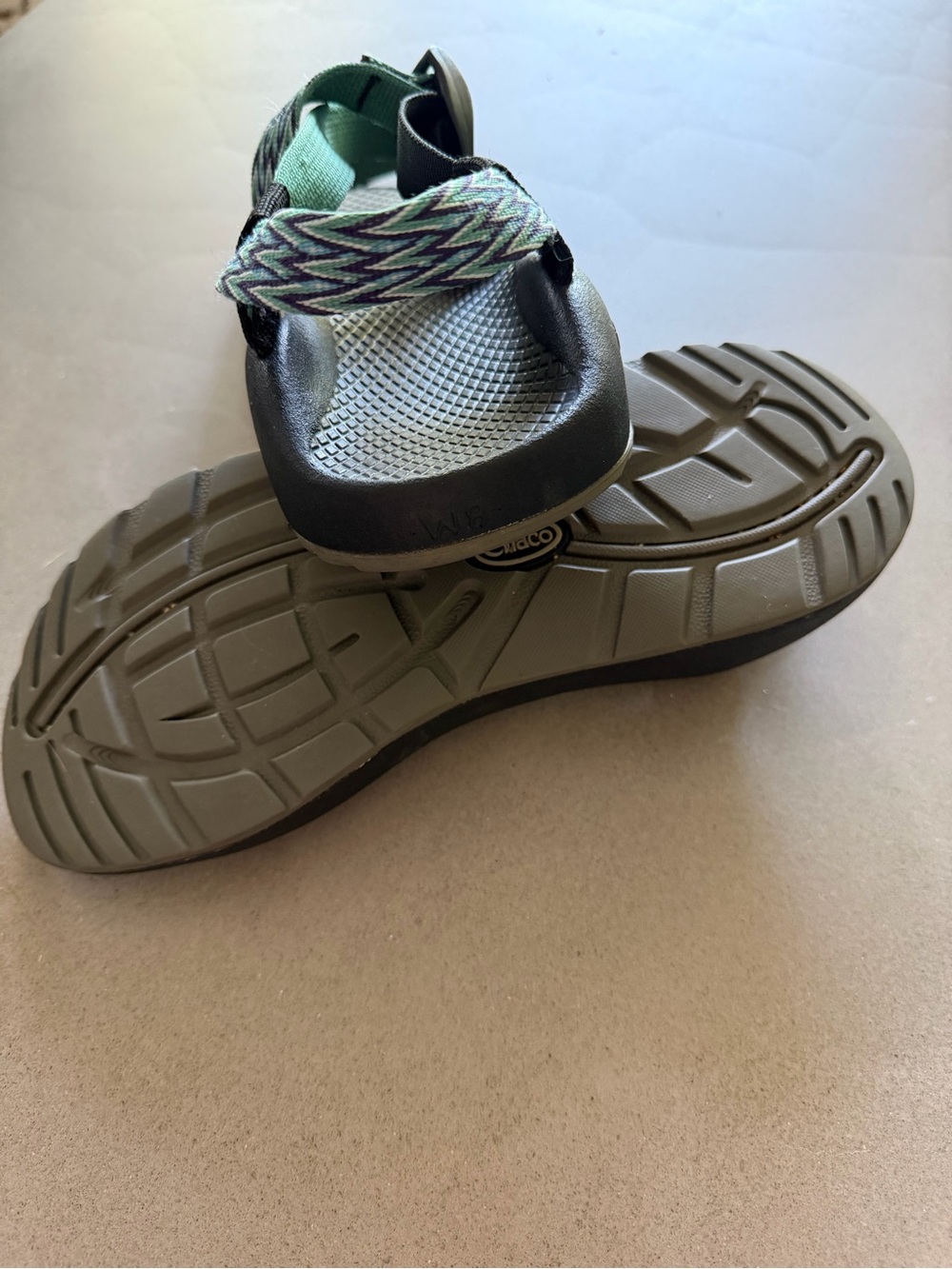 Chaco Women's Sandals with Mint and Black Woven Straps EUC - Picture 5 of 7